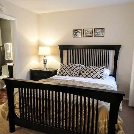 Delightful Townhome - Central Raleigh Location Екстер'єр фото