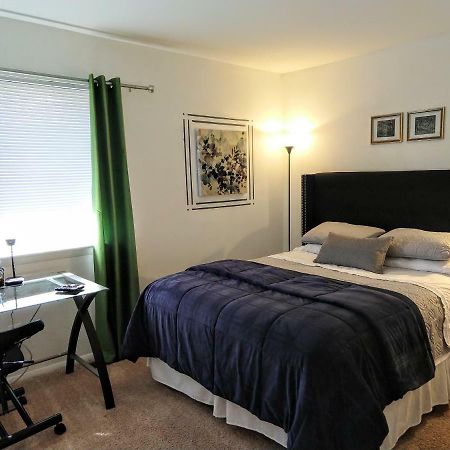 Delightful Townhome - Central Raleigh Location Екстер'єр фото