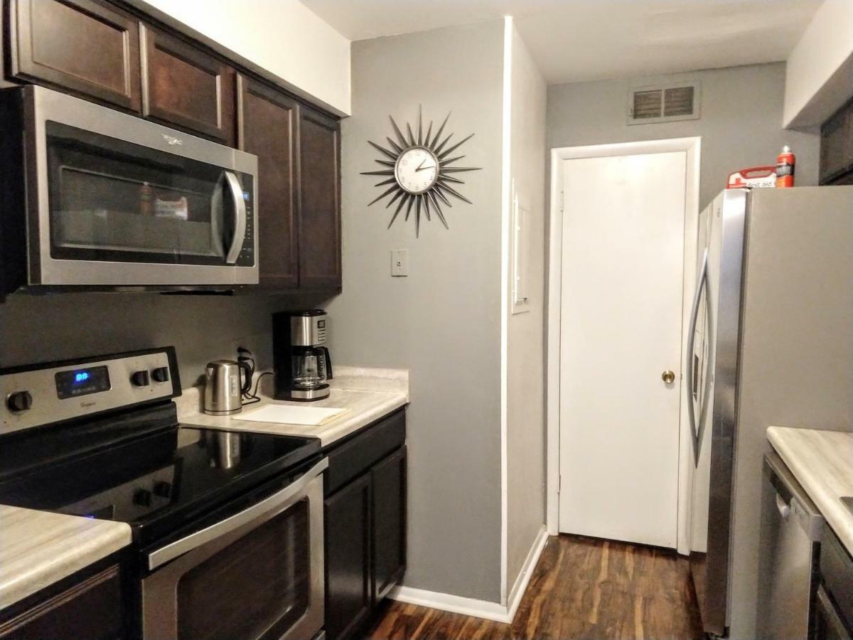 Delightful Townhome - Central Raleigh Location Екстер'єр фото