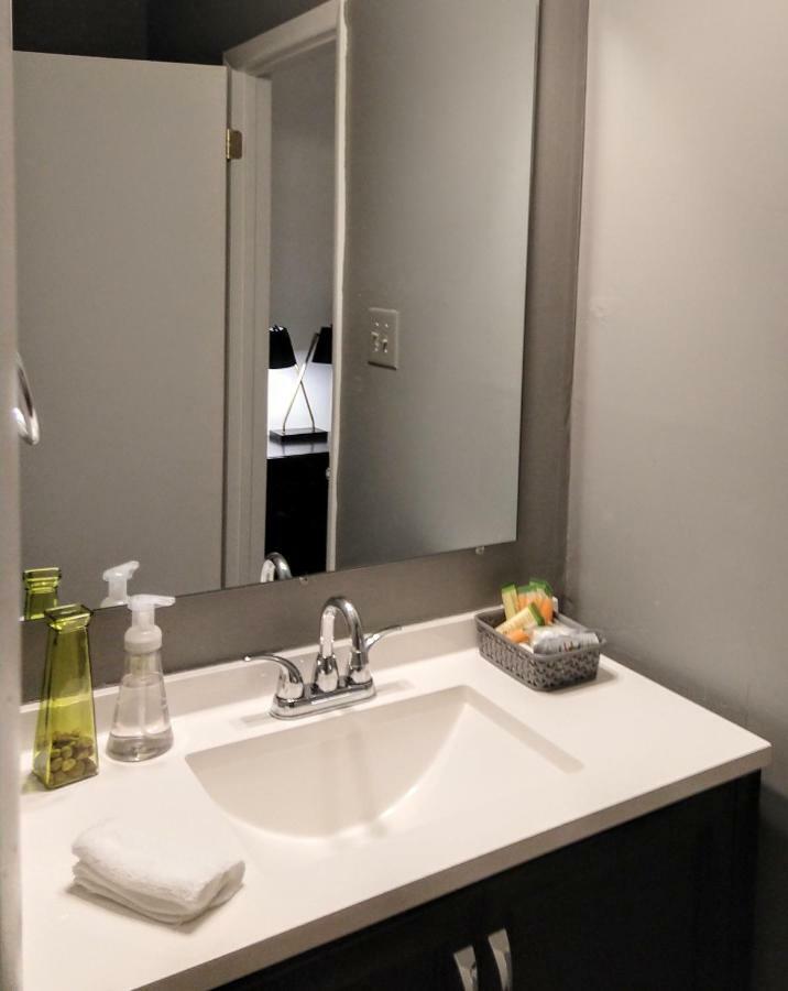 Delightful Townhome - Central Raleigh Location Екстер'єр фото