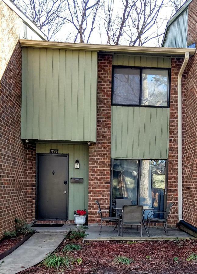 Delightful Townhome - Central Raleigh Location Екстер'єр фото
